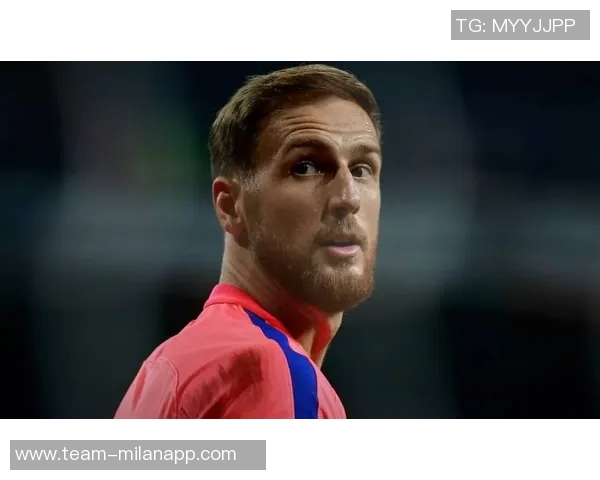 奥布拉克谈球队失分心情：少一人作战让我们感到恐慌与懊恼